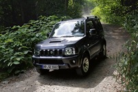 2012-Suzuki-Jimny-Facelift-carscoop3 (2) 2012-Suzuki-Jimny-Facelift-carscoop3 (2)