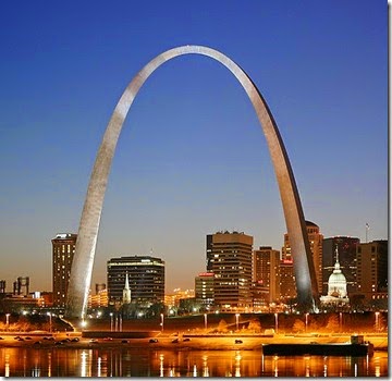 616px-St_Louis_night_expblend_cropped