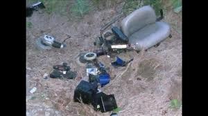 [broken%2520wheelchair%255B3%255D.jpg]