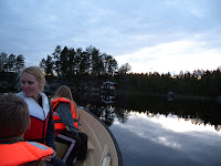 Mot stugan efter lite fiske