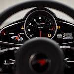 2011 McLaren MP4-12C 063.jpg