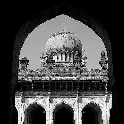 ibrahim rauza B I J A P U R , Source: http://www.flickr.com/photos/49802125@N00/134726478 134726478.jpg