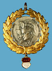 1932