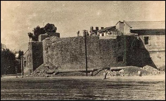 La ciudadela 1900