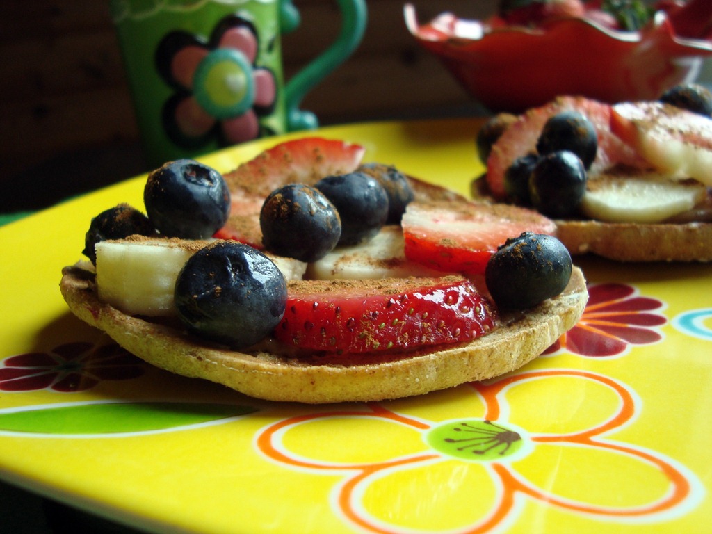 [fruit%2520sandwich_2%255B3%255D.jpg]