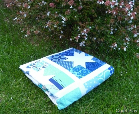 [January%2520quilt%2520for%2520do.good%2520stitches%255B6%255D.jpg]