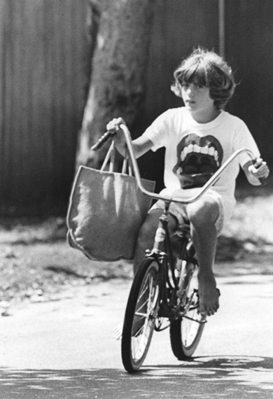 Young-John-Kennedy-Jr-on-a-bicycle Young-John-Kennedy-Jr-on-a-bicycle