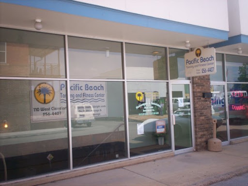 Lori Massengale, Owner of Pacific Beach Tanning and Fitness Center, provides tanning to the local citizens of West Plains, Missouri. (Photo provided by: Lori Massengale)
