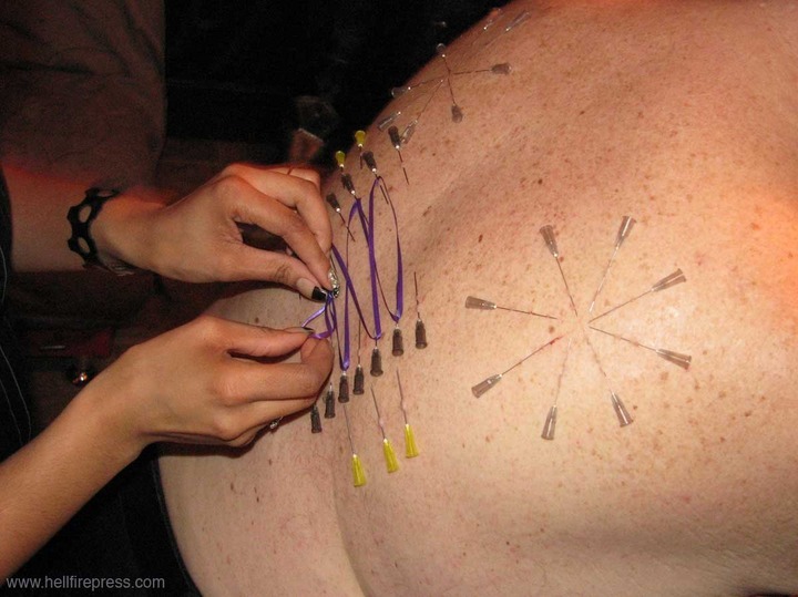 [NeedlePlayCorsetbyME1%255B5%255D.jpg]