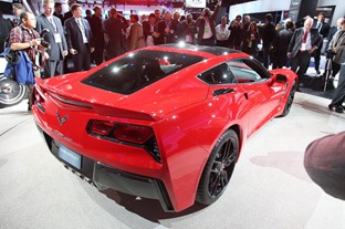 Corvette-Stingray-C71[2]