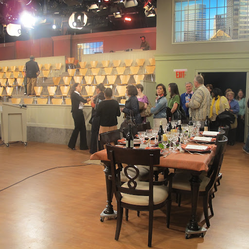 The studio audience starts to file in before the episode airs live.