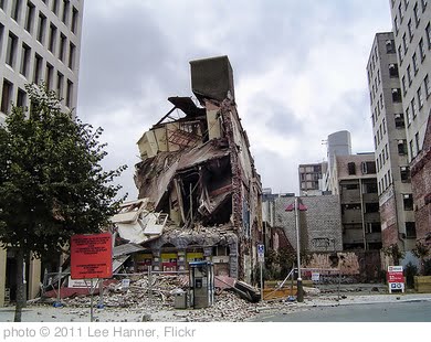 'Christchurch Earthquake February 22nd 2011 Buildings of Note' photo (c) 2011, Lee Hanner - license: http://creativecommons.org/licenses/by-sa/2.0/