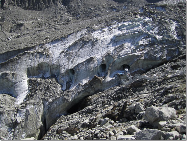 Tunnels in the Glacier 1