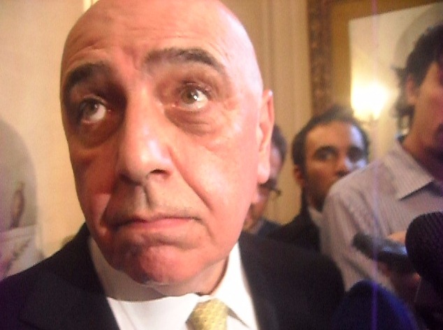 [galliani%2520occhi%2520al%2520cielo%255B2%255D.jpg]