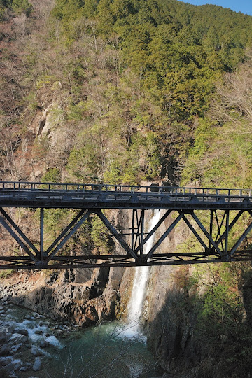 高樽の滝と橋