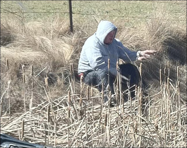 UITENWEERDE MARTIN SON OF MURDERED THINUS STONED TO DEATH INSIDE GRAVE WHILE ALIVE REITZ