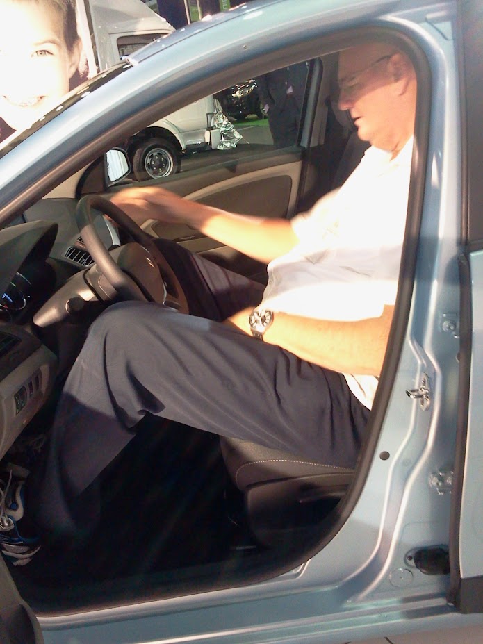 2011-09-27 11.18.18.jpg