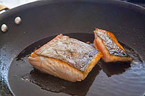 salmon-lemon-cream-sauce-2.jpg