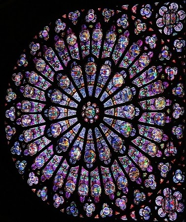 [notre_dame_stained_glass_r7.jpg]