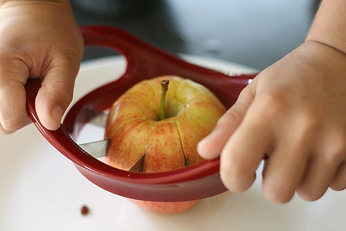 [1%2520core%2520and%2520cut%2520the%2520apples%255B3%255D.jpg]