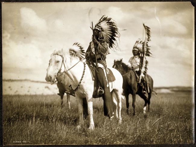 Title: Sioux chiefs.
Date Created/Published: c1905.
Summary: Photograph shows three Native Americans on horseback.
Photograph by Edward S. Curtis, Curtis (Edward S.) Collection, Library of Congress Prints and Photographs Division Washington, D.C. Title: Sioux chiefs.
Date Created/Published: c1905.
Summary: Photograph shows three Native Americans on horseback.
Photograph by Edward S. Curtis, Curtis (Edward S.) Collection, Library of Congress Prints and Photographs Division Washington, D.C.