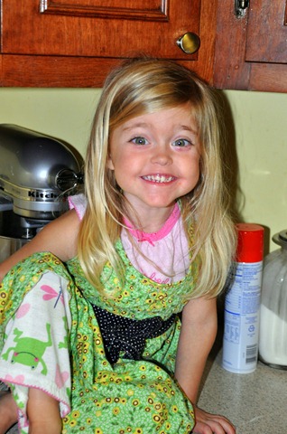 [birthday%2520girl%2520is%25204%2520100912%2520%25283%2529%255B8%255D.jpg]