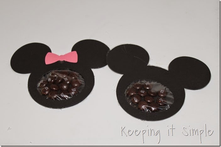 Mickey mouse and Minnie Mouse Homemade Valentines with Printable (6)