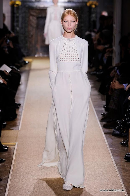 valentino-haute-couture-spring-2012-pfw31.jpg