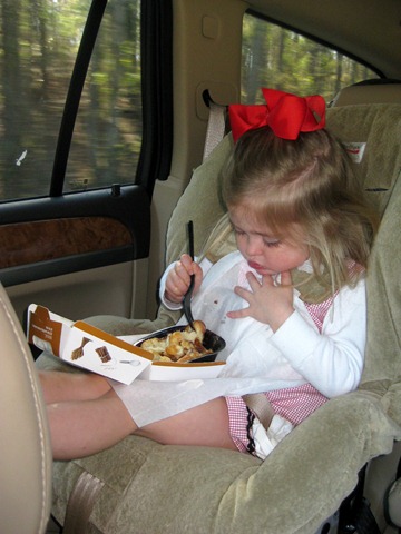 [sweet%2520girl%2520and%2520the%2520cinnamon%2520melts%2520031012%2520%25284%2529%255B3%255D.jpg]