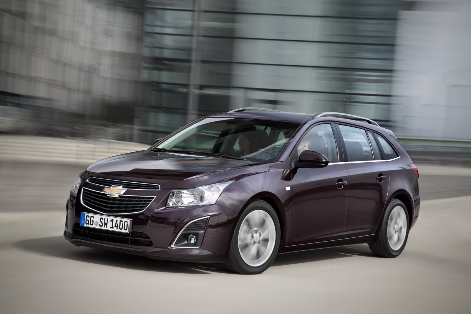 2013-Chevrolet-Cruze-Facelift-E10[2].jpg