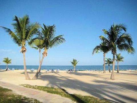 Islander Beach_j