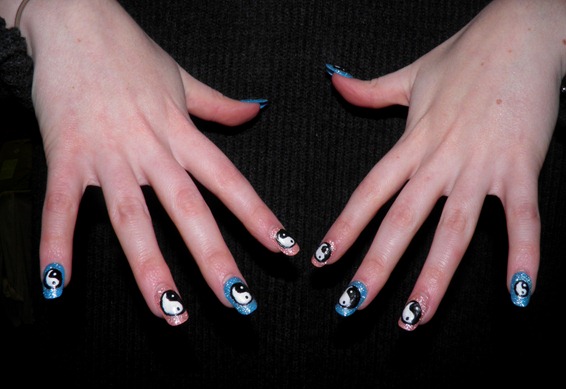 YIN YAN NAILS 2
