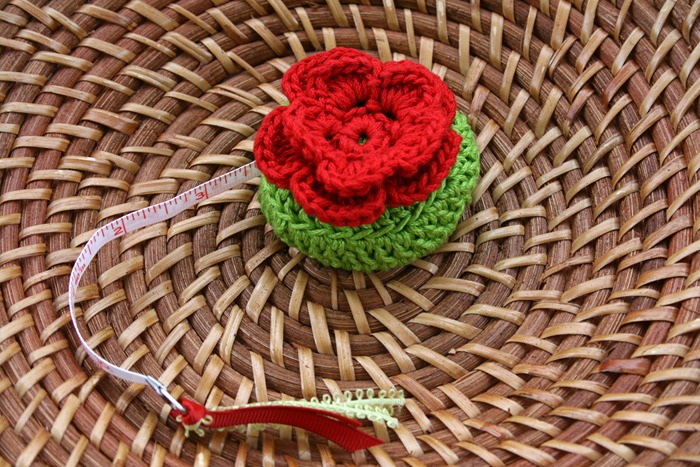 red_poppy_measuring_tape_1