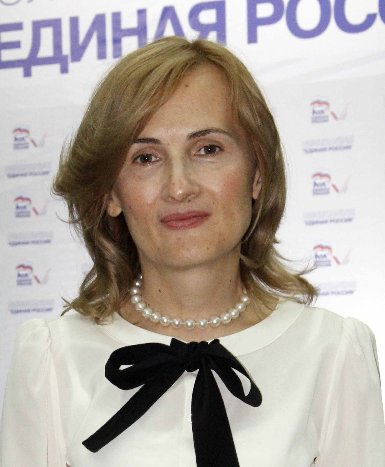 [%252F%2540%253E20O1%25282%2529%255B2%255D.jpg]