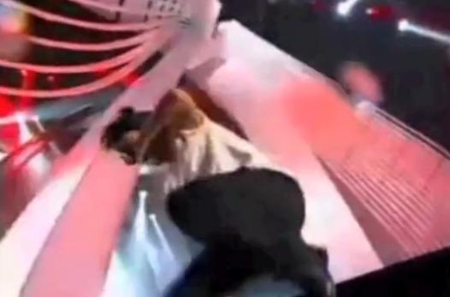 gaga tombo vma 2011