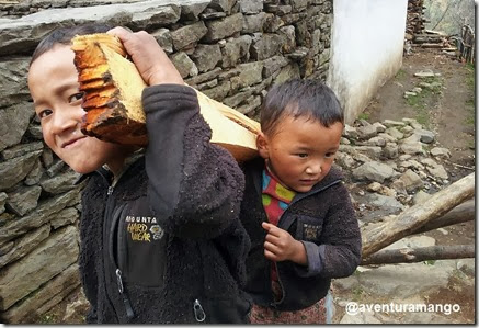 Crianças no Nepal 1