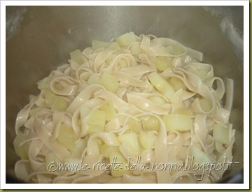 Tagliatelle senza glutine con sugo di lenticchie e patate (4)