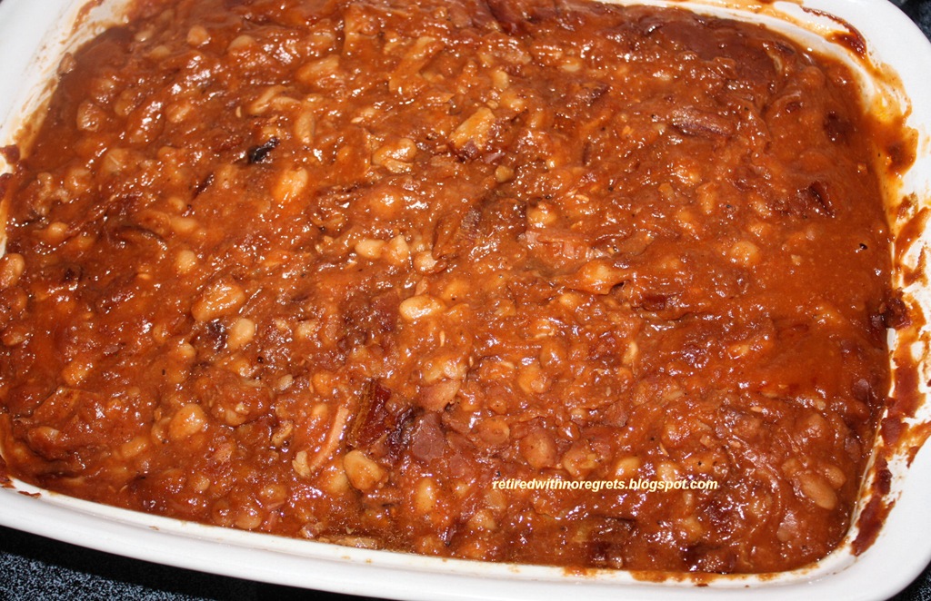 [Baked%2520Pork%2520n%2520Beans%2520-%2520just%2520out%2520of%2520the%2520oven%2520II%2520B%255B5%255D.jpg]