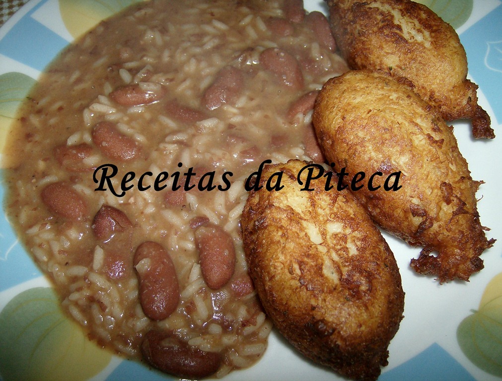 [Past%25C3%25A9is%2520de%2520peixe-%2520arroz%2520de%2520feij%25C3%25A3o%255B3%255D.jpg]
