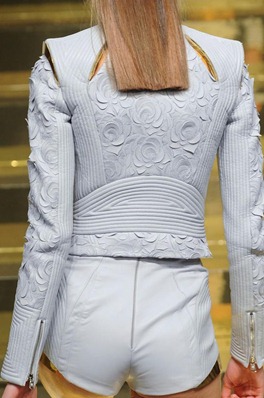 versace-details-haute-couture-sprg-2012-pfw13