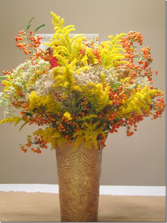 Free Fall Centerpiece Free Fall Centerpiece