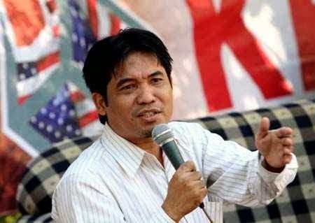 [ray%2520rangkuti%255B5%255D.jpg]