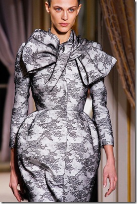 giambattista_valli___detalles_470466023_320x480