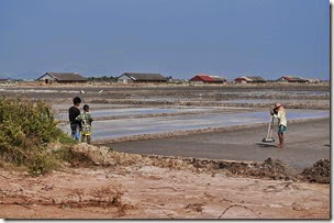 Cambodia Kampot Salt Fields 140101_0259