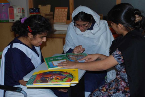 Rotary Books for the World_Hashoo Foundation Distribution (12) Rotary Books for the World_Hashoo Foundation Distribution (12)