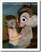 Disney-2011-370_thumb2