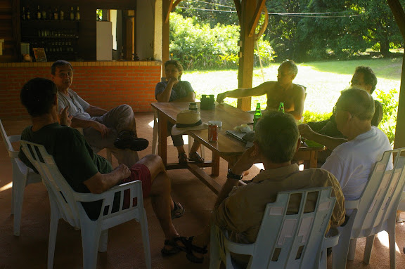 Camp Patawa, Montagne de Kaw (Guyane). 16 novembre 2011. Photo : J.-M. Gayman