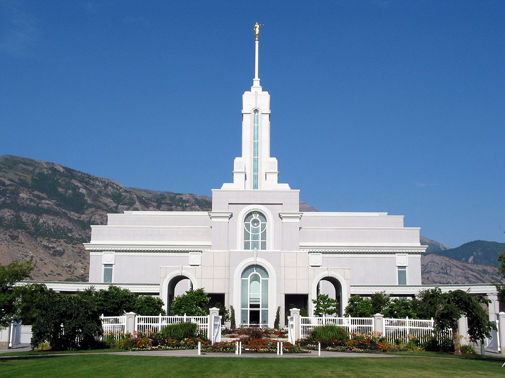 [mount-timpanogos-mormon-temple15.jpg]