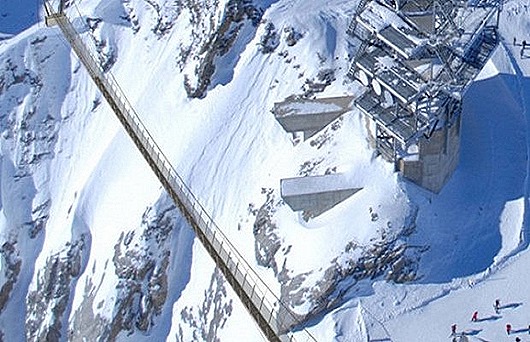 Titlis_Cliff_Walk-rokaj.ba_