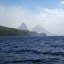Les Pitons dans la brume
